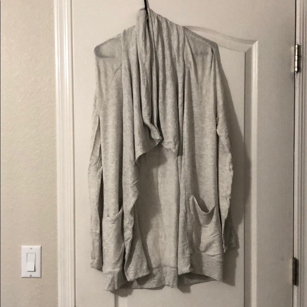 Athleta Heathered Gray Studio Wrap